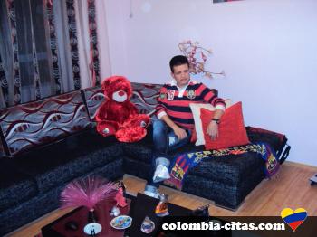 phonix33 - date a Colombian, 100% free phonix33