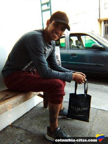 caceres033 - date a Colombian, 100% free caceres033