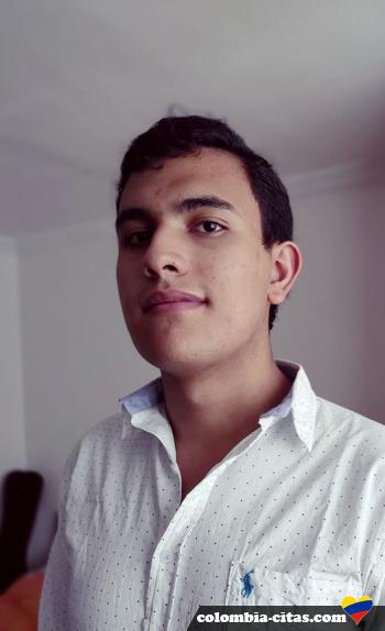 dominic - date a Colombian, 100% free dominic