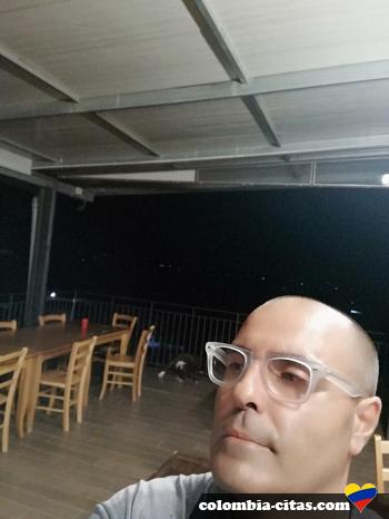 mauroct - date a Colombian, 100% free mauroct