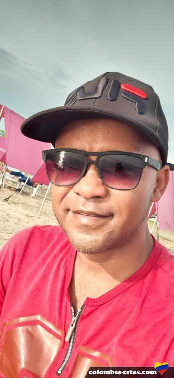 davidpc - date a Colombian, 100% free davidpc