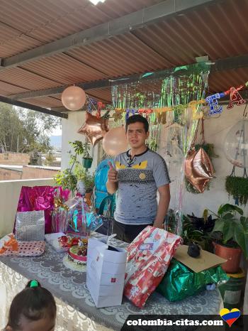 sebas1005 - date a Colombian, 100% free sebas1005