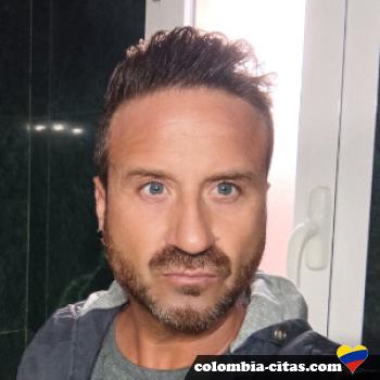 danny82 - date a Colombian, 100% free danny82