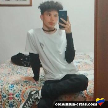 cris09soto - date a Colombian, 100% free cris09soto