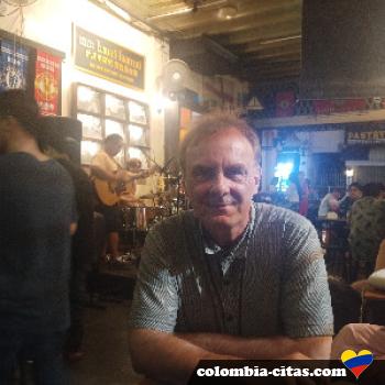 thomo - date a Colombian, 100% free thomo