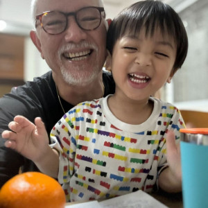 seojoon spoofed photo banned on colombia-citas.com